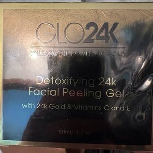 GLO24K Detoxifying 24K Facial Peeling Gel